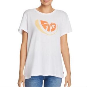NWOT RARE Levi’s ‘the Perfect Fruit’ Tee Graphic Size M